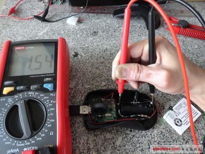 創(chuàng)意無極限 為無線鼠標(biāo)換上內(nèi)置充電電池，實現(xiàn)通電狀態(tài)下的便捷維護(hù)與電壓測量